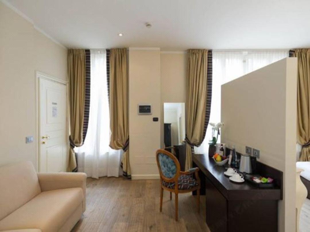 Townhouse 33 Hotel Milan Exterior photo